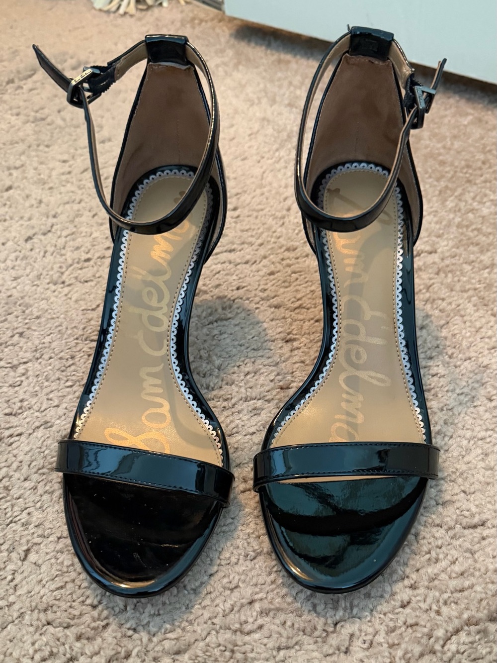 Sam Edelman Patti Black Patent Ankle Strap Heeled Sandals | Size 8M